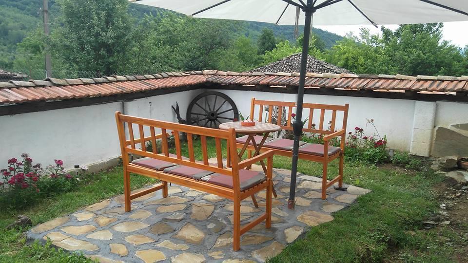 Guest House Yana Turkasheni Екстер'єр фото