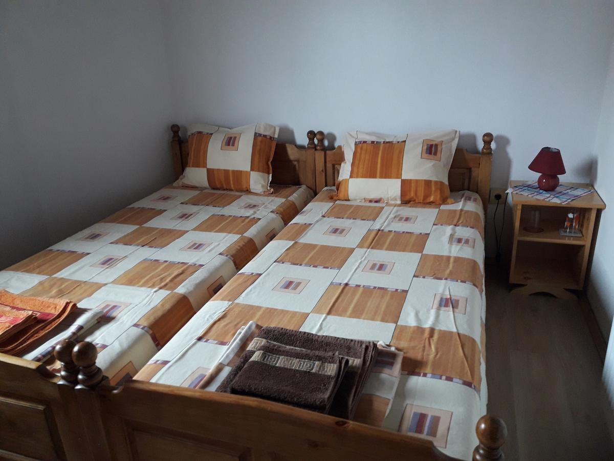 Guest House Yana Turkasheni Екстер'єр фото