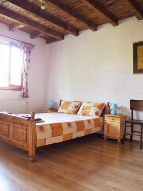 Guest House Yana Turkasheni Екстер'єр фото