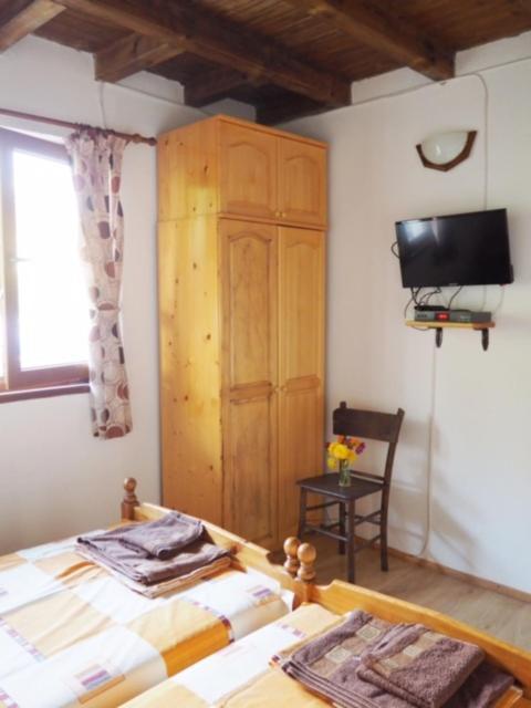 Guest House Yana Turkasheni Екстер'єр фото